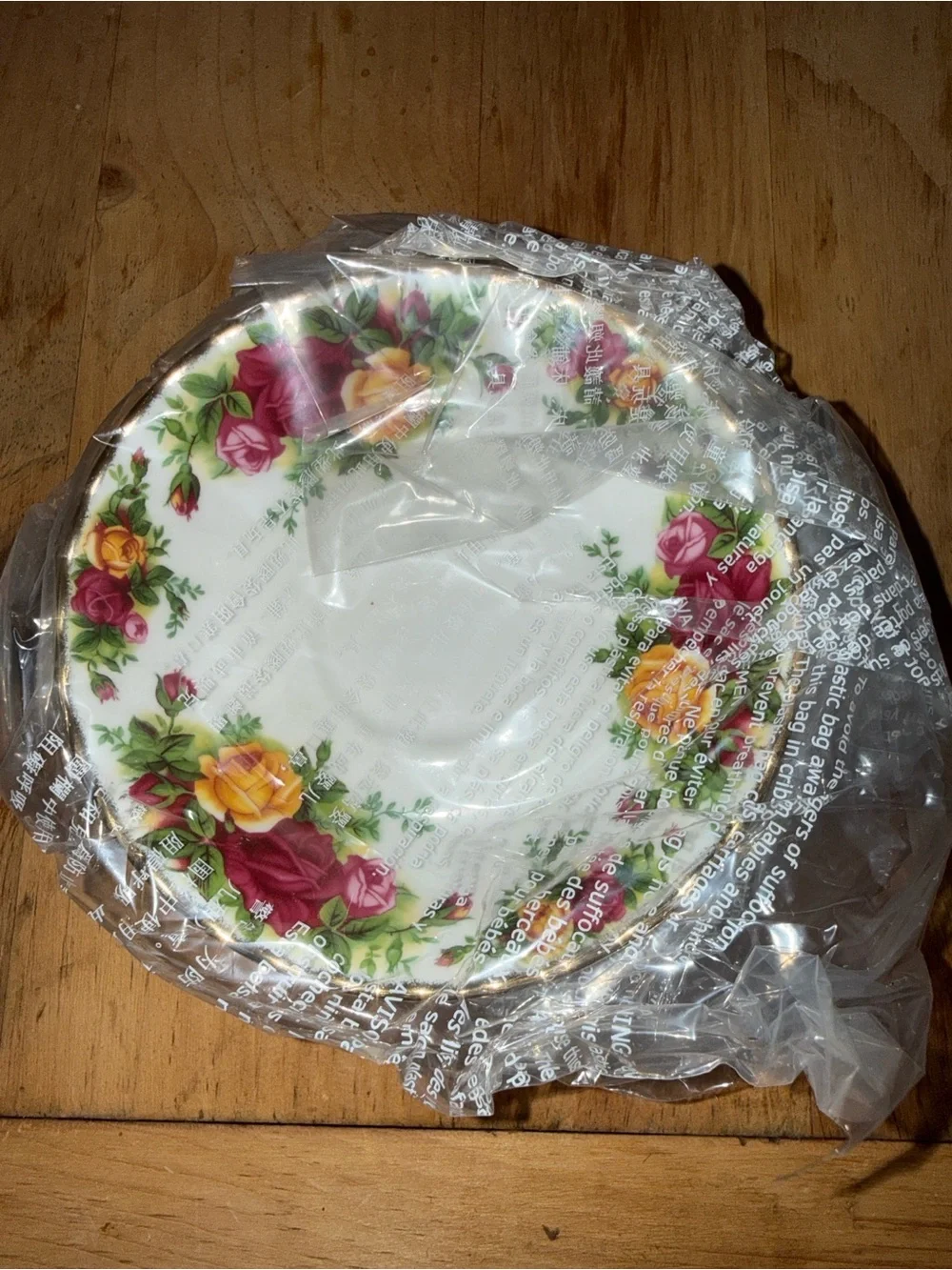 Royal Albert Bright Pink and White Decorative Gift Box